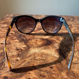 Burberry EUC brown sunglasses